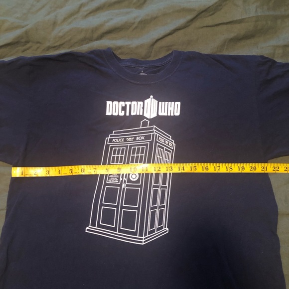 Doctor Who Tshirt - Picture 2 of 4
